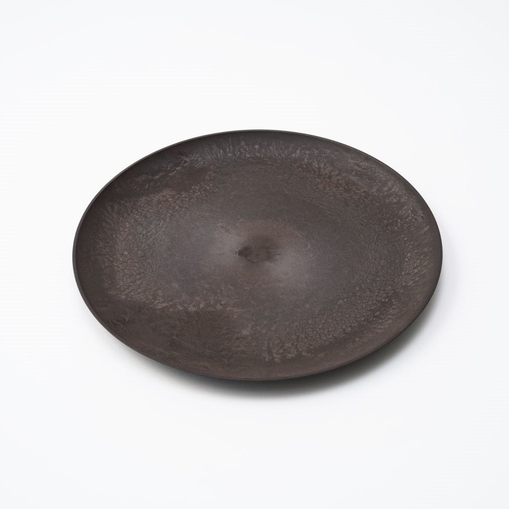 Letoa Collection 27cm Plate, Dark Brown | Designed by Kengo Kuma