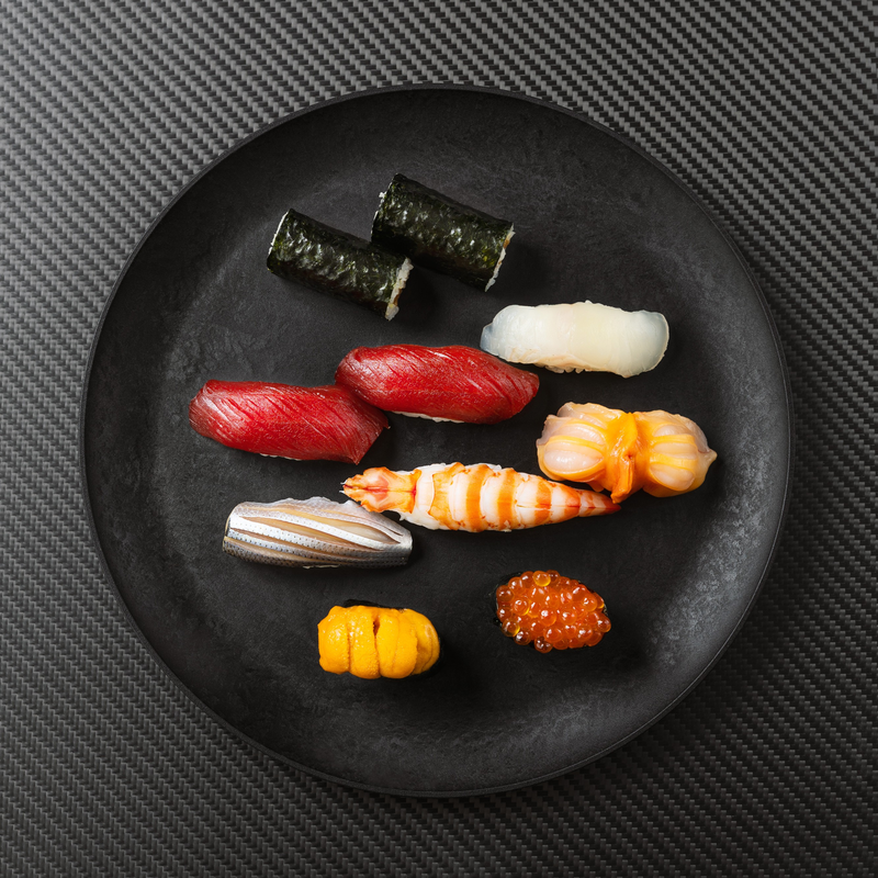 Letoa Collection 27cm Plate, Black | Designed by Kengo Kuma