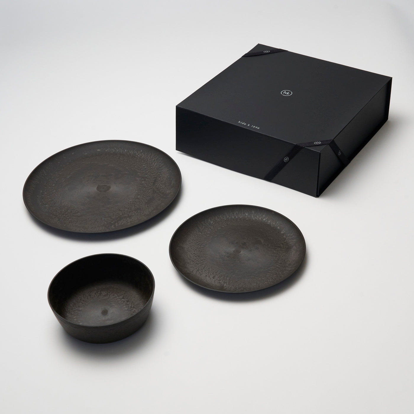 Letoa Collection 3-Piece Set, Dark Brown | Designed by Kengo Kuma