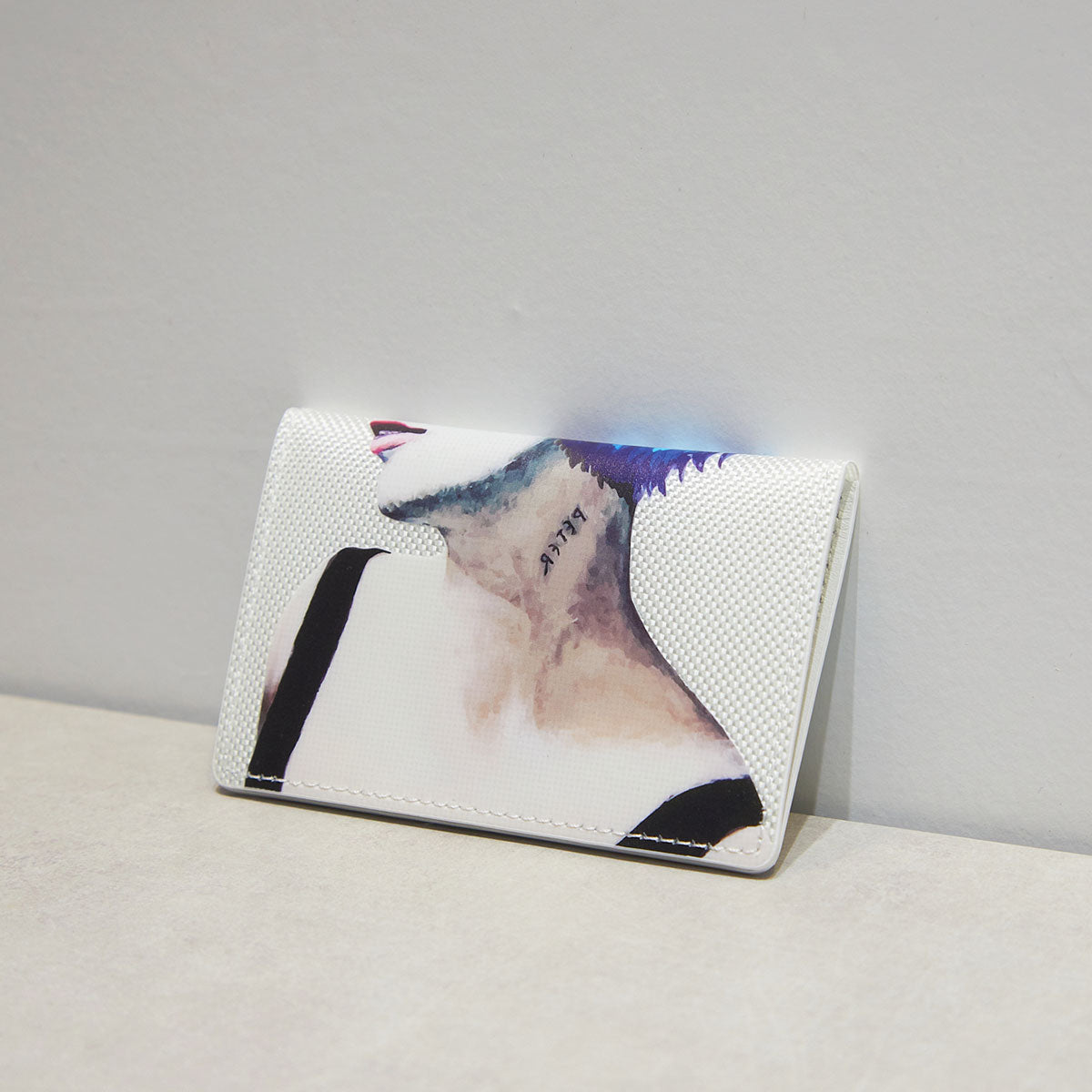 MINIMAL CARD CASE with MIKIO ART woman