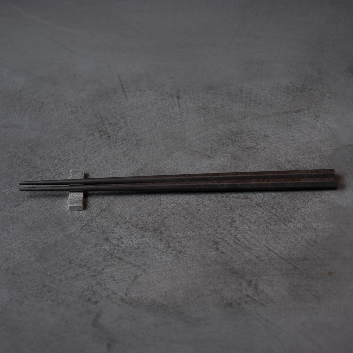 CHOPSTICKS DARK BROWN ＆ REST MOKU  箸・箸置きセット